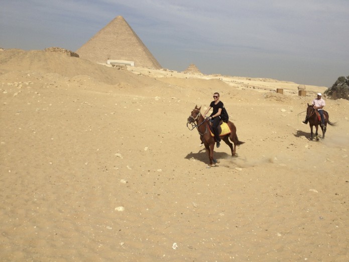 Visite des pyramides à cheval
