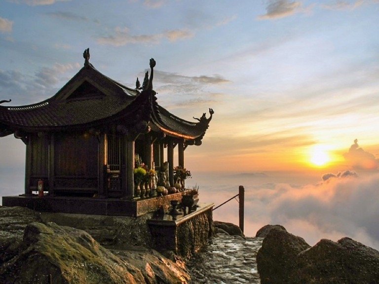 Climbing Yen Tu Mountain in Vietnam